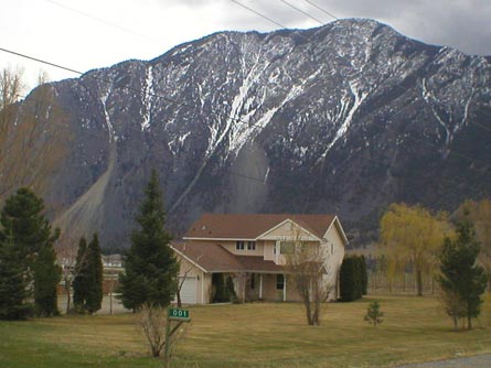 Keremeos, Similkameen Valley - Vineyard and Home For Sale - Home View