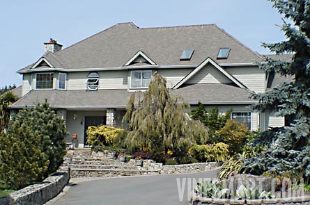 Vancouver Island,  BC - Vineyard and Estate Home with Winery Potential For Sale - Wine Real Estate