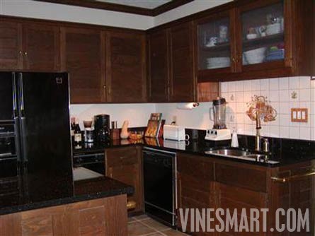 5 ACRE GENTLEMAN'S ESTATE LE CHEVAL - Historic Home and Small Vineyard For Sale - Wine Real Estate